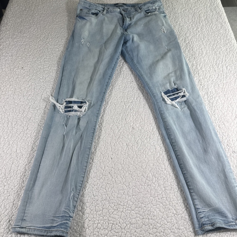 Aero Skinny Jeans Men's Size 33/32 Blue Medium Wash Stretch Denim distressed